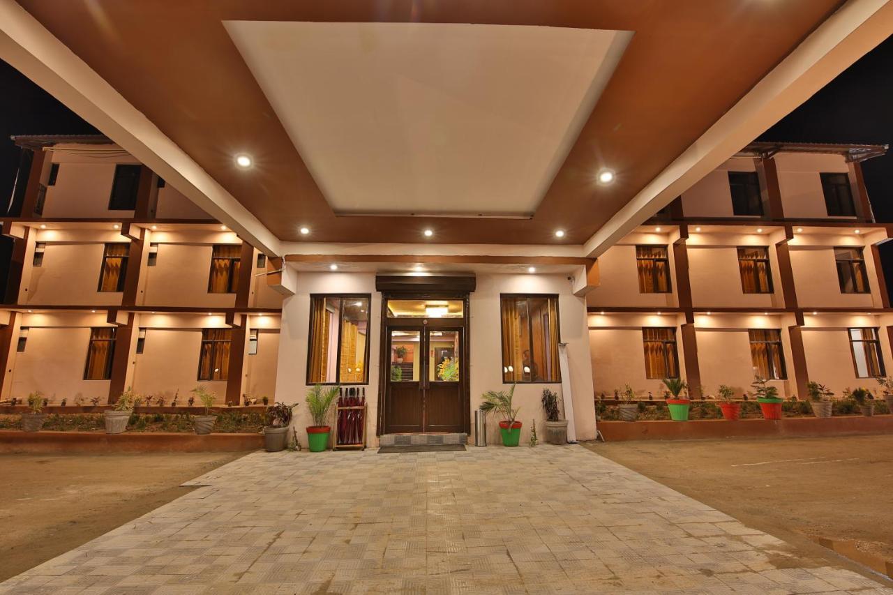 Amritara The Avadh Hotel Badrinath Ngoại thất bức ảnh