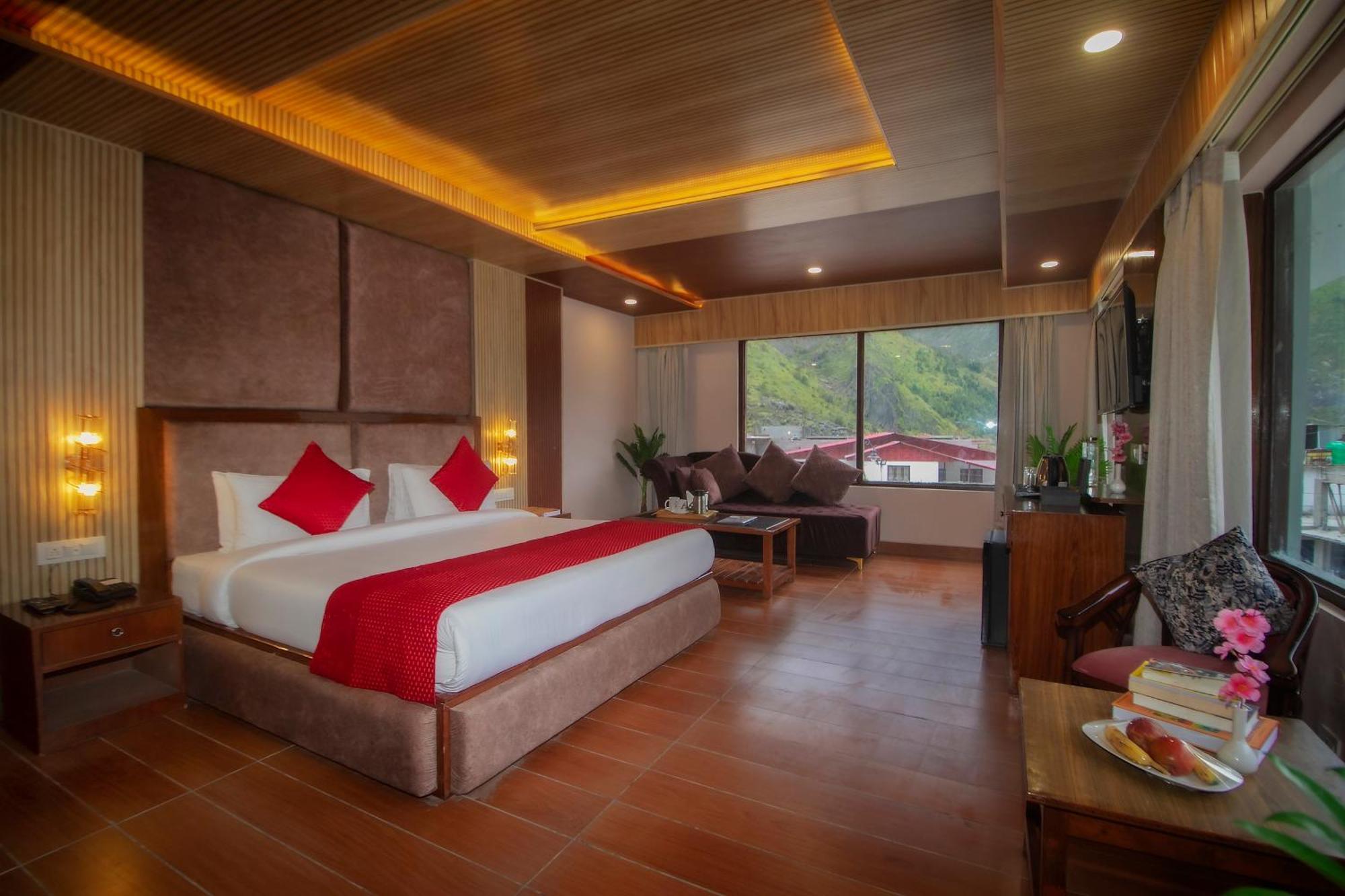Amritara The Avadh Hotel Badrinath Ngoại thất bức ảnh