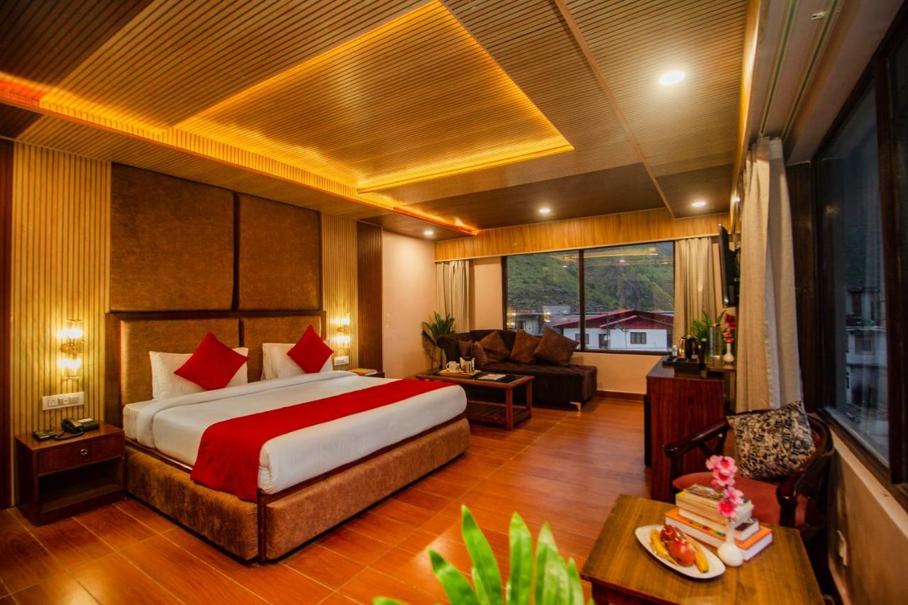 Amritara The Avadh Hotel Badrinath Ngoại thất bức ảnh
