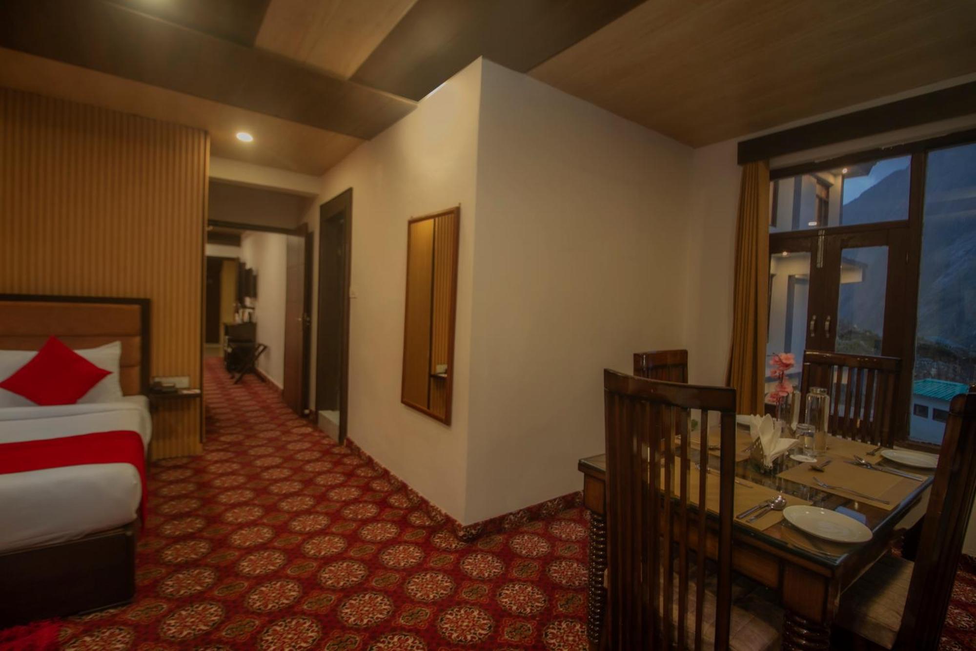 Amritara The Avadh Hotel Badrinath Ngoại thất bức ảnh