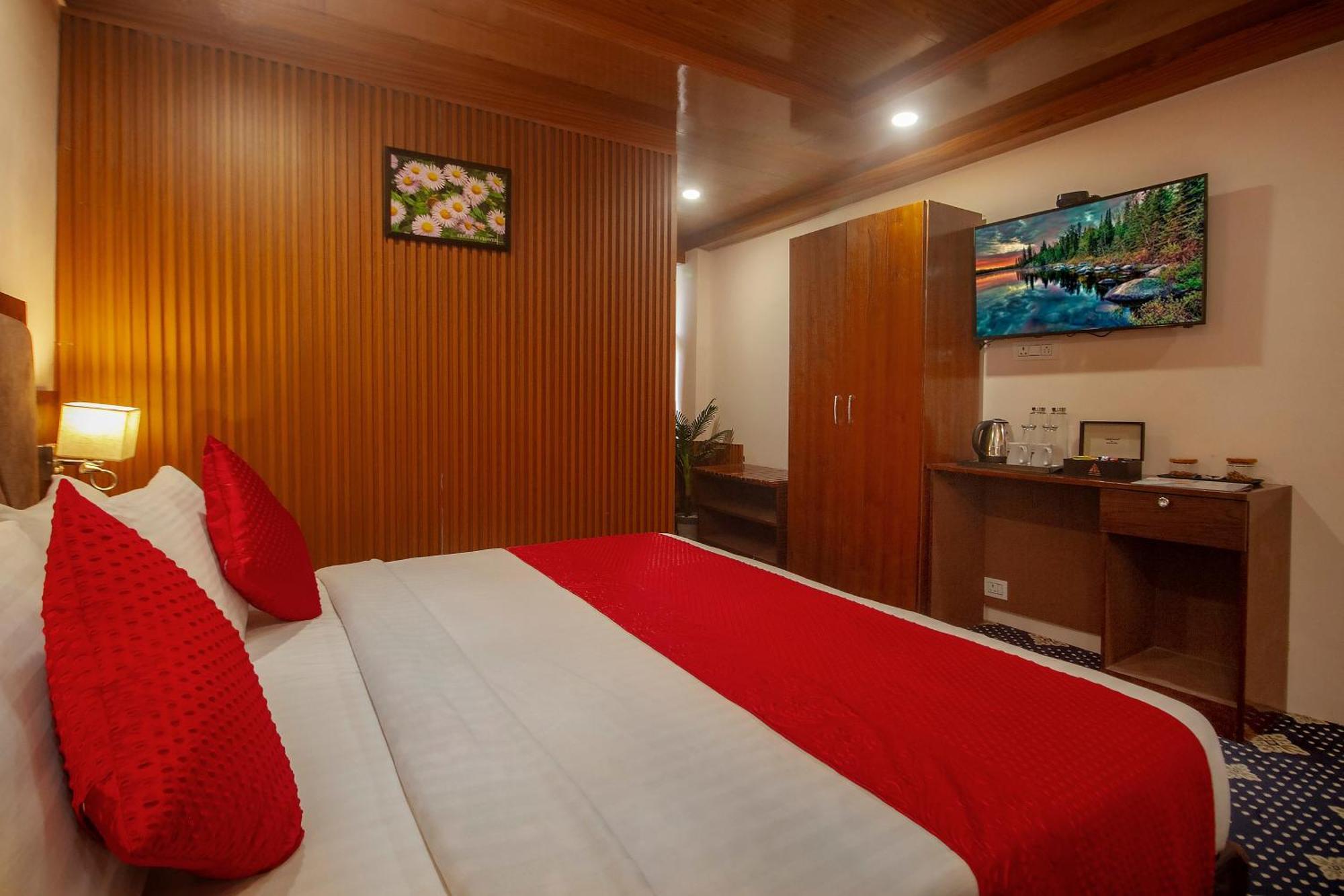 Amritara The Avadh Hotel Badrinath Ngoại thất bức ảnh