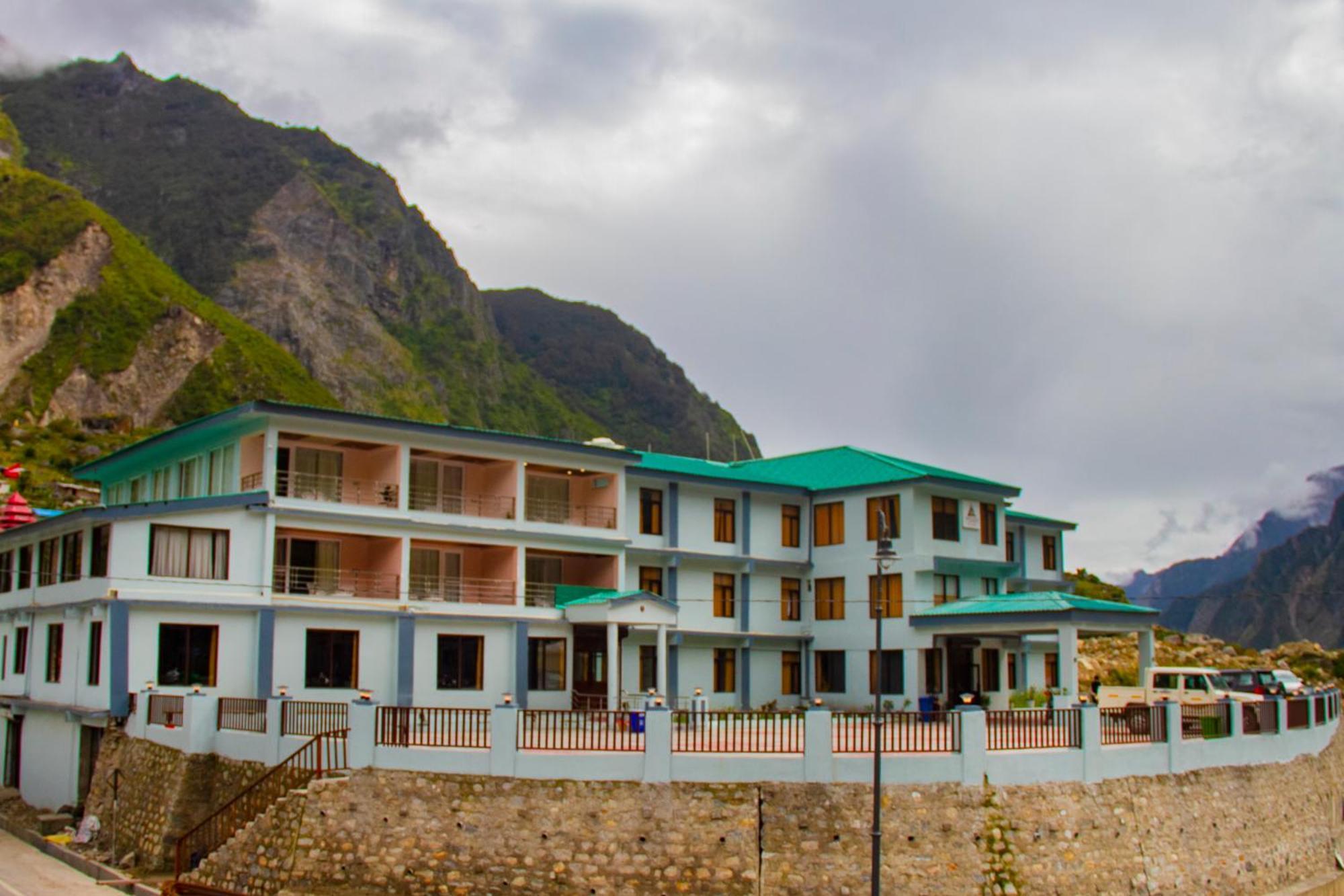 Amritara The Avadh Hotel Badrinath Ngoại thất bức ảnh